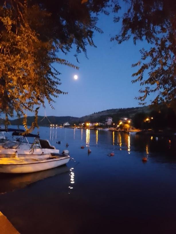 Raslina Sun Apartment Dış mekan fotoğraf